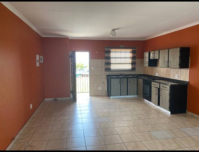 2 BEDROOM SECTIONAL TITLE FOR SALE IN RAVENSWOOD